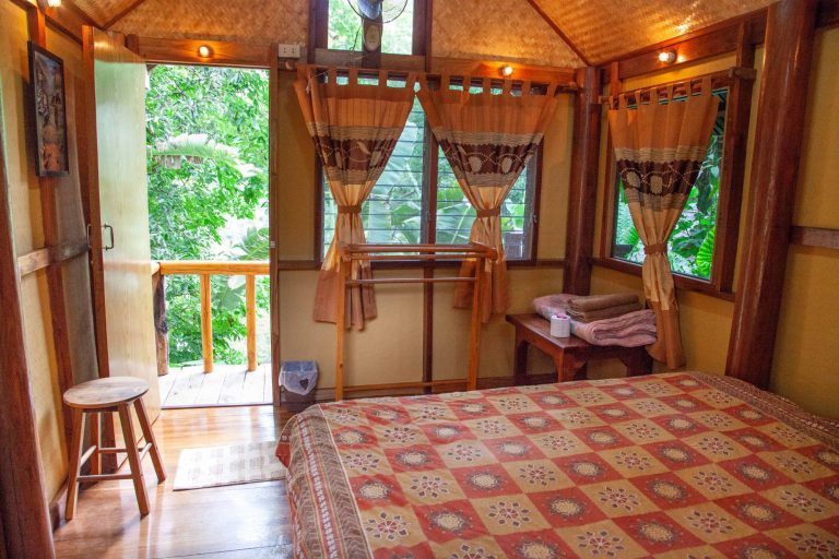 700-baht-bungalow-copy-2