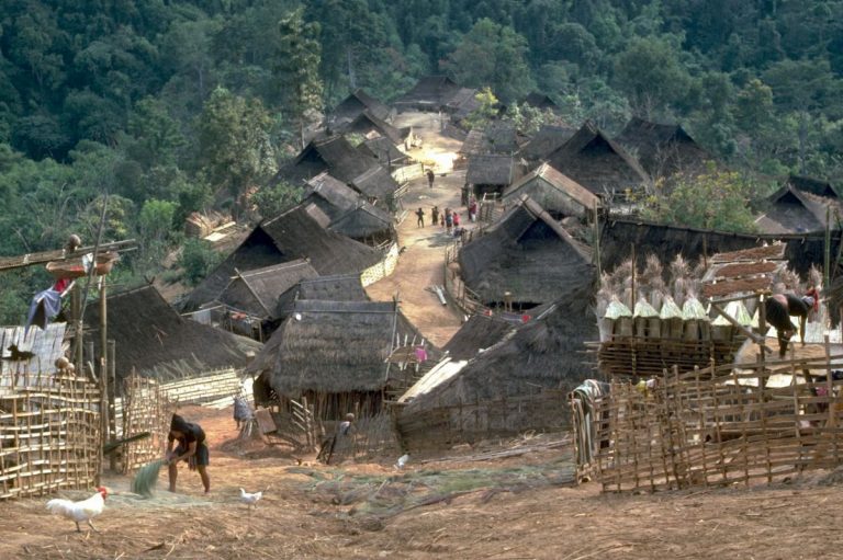 akhavillage
